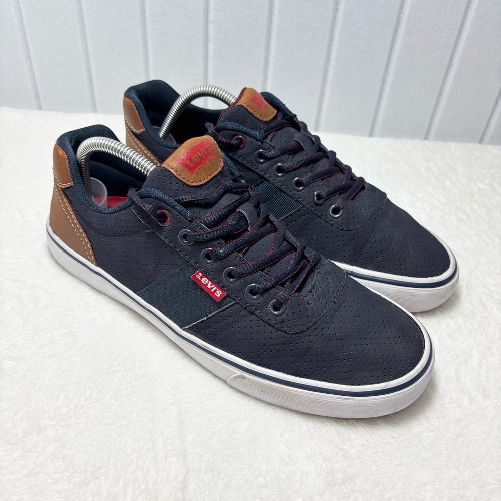 Levi's Men's Navy Blue and Brown Sneakers Size 9